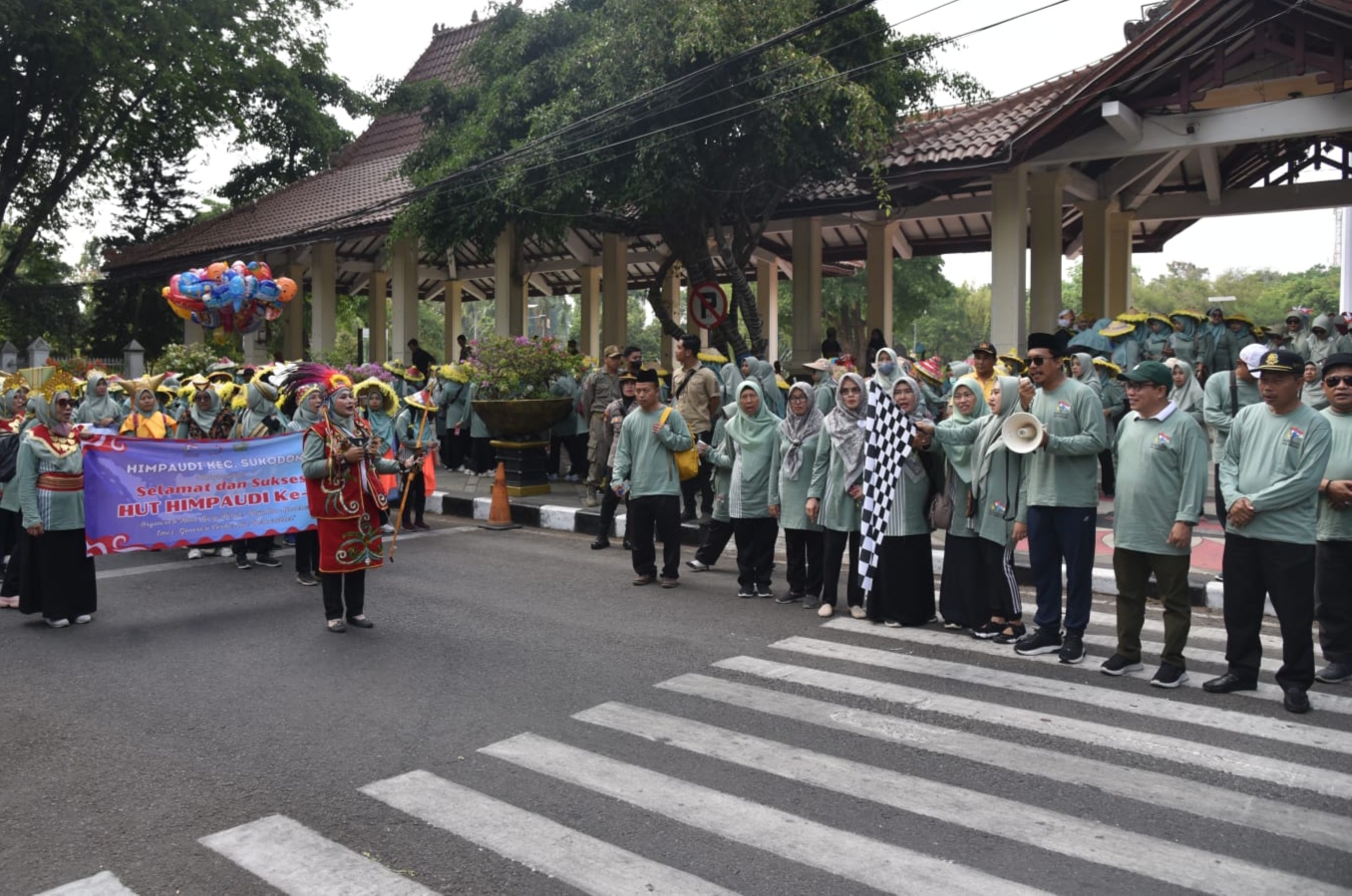 Peringati HUT ke-18,  Himpaudi Gelar Jalan Sehat Berhadiah