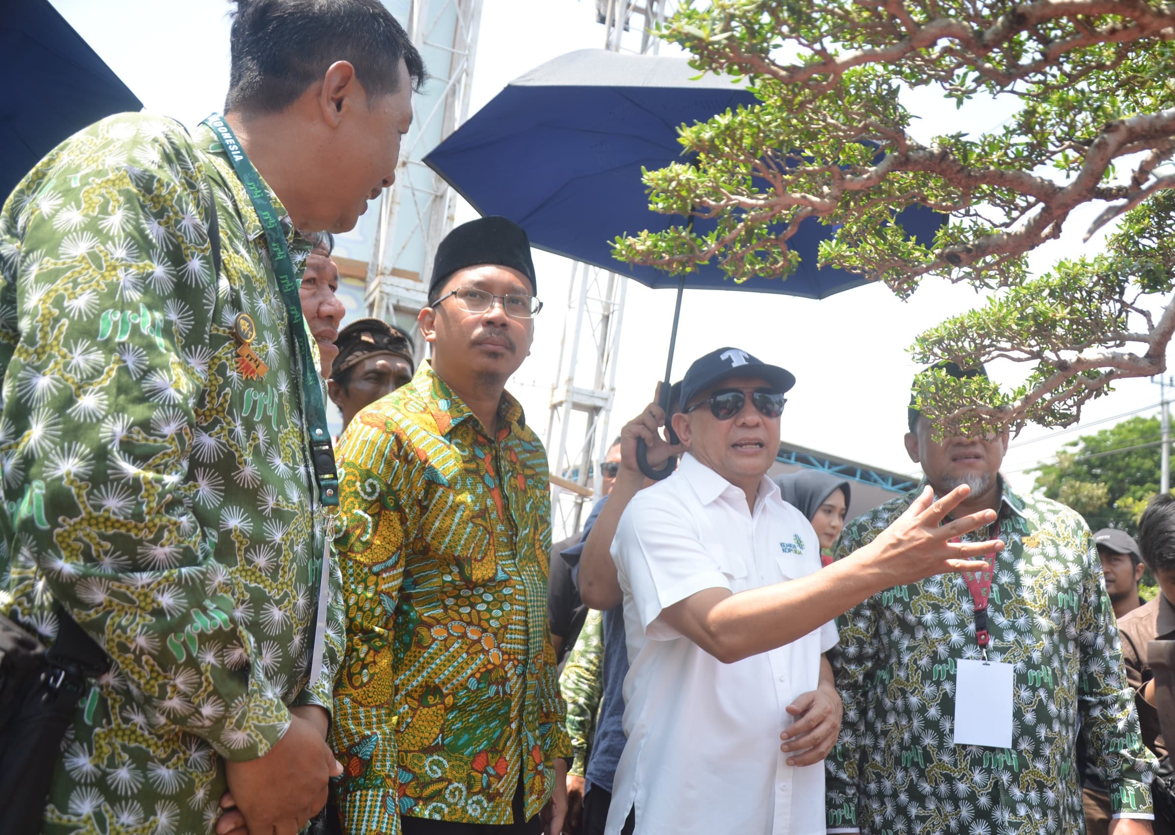 Menkop Teten Masduki Bersama Bupati Sidoarjo Membuka Munas PPBI di MPP Sidoarjo