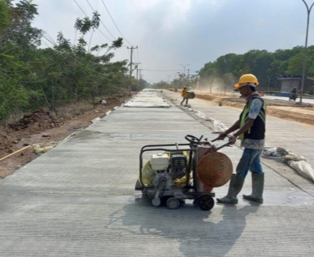 PROGRES  PEMBANGUNAN RUAS JALAN SIMPANG KORPRI – PURWOTANI Simpang Korpri – PURWOTANI CAPAI 70 %