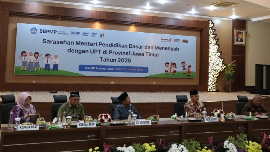 Mendikdasmen Abdul Mu’ti Sarasehan Bersama UPT di Jawa Timur