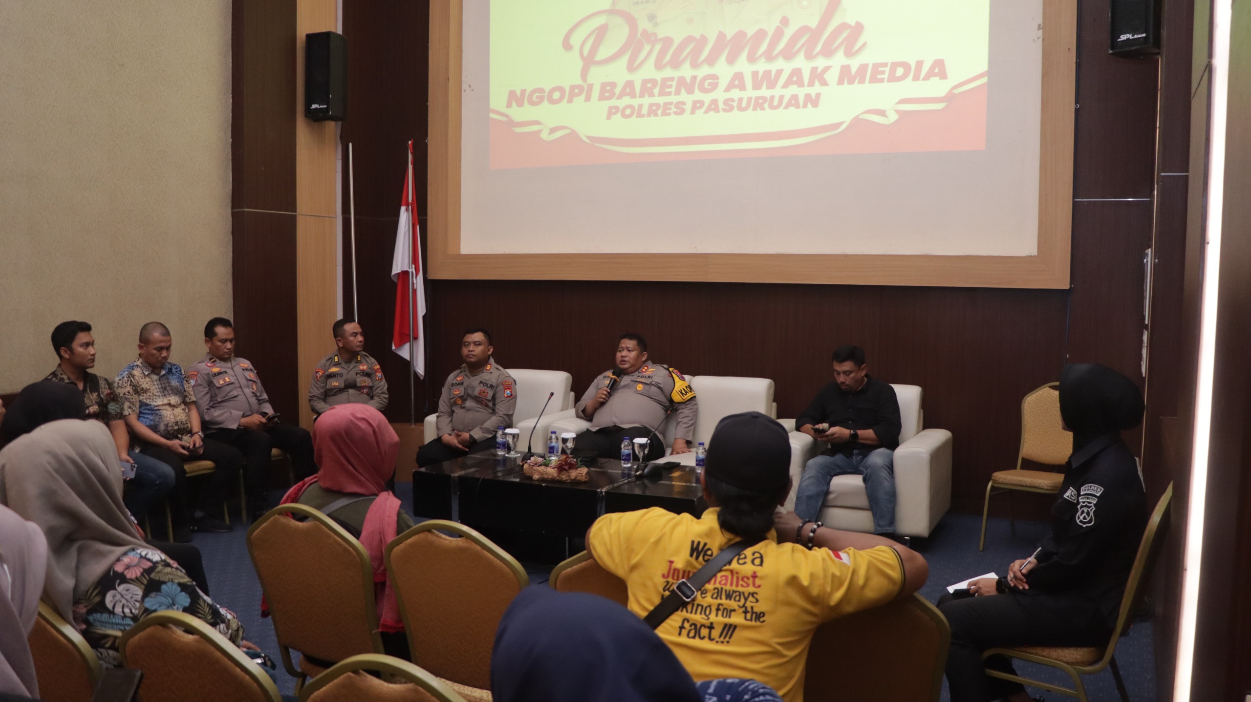 Tingkatkan Sinergitas, Kapolres Pasuruan Gelar Ngopi Bareng Bersama Awak Media