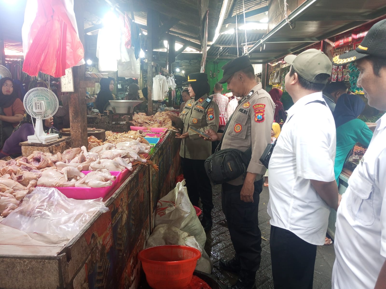 Jaga Stabilitas Harga Bahan Pokok, Polres Pasuruan Intensifkan Monitoring Pasar
