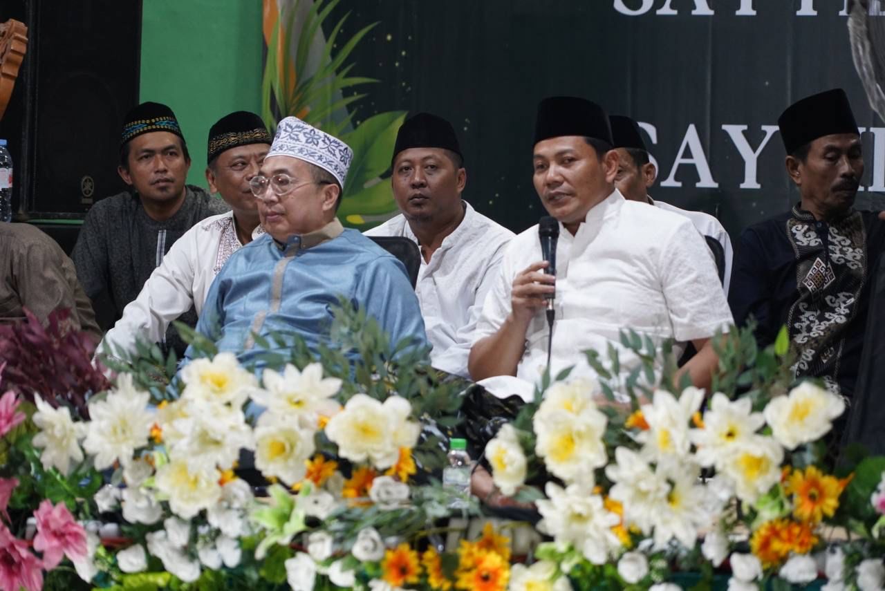 Bupati Subandi Hadiri Haul Mbah Sayyid Hasan Madina di Desa Bohar, Sekaligus Sosialisasikan Program Pemkab Sidoarjo