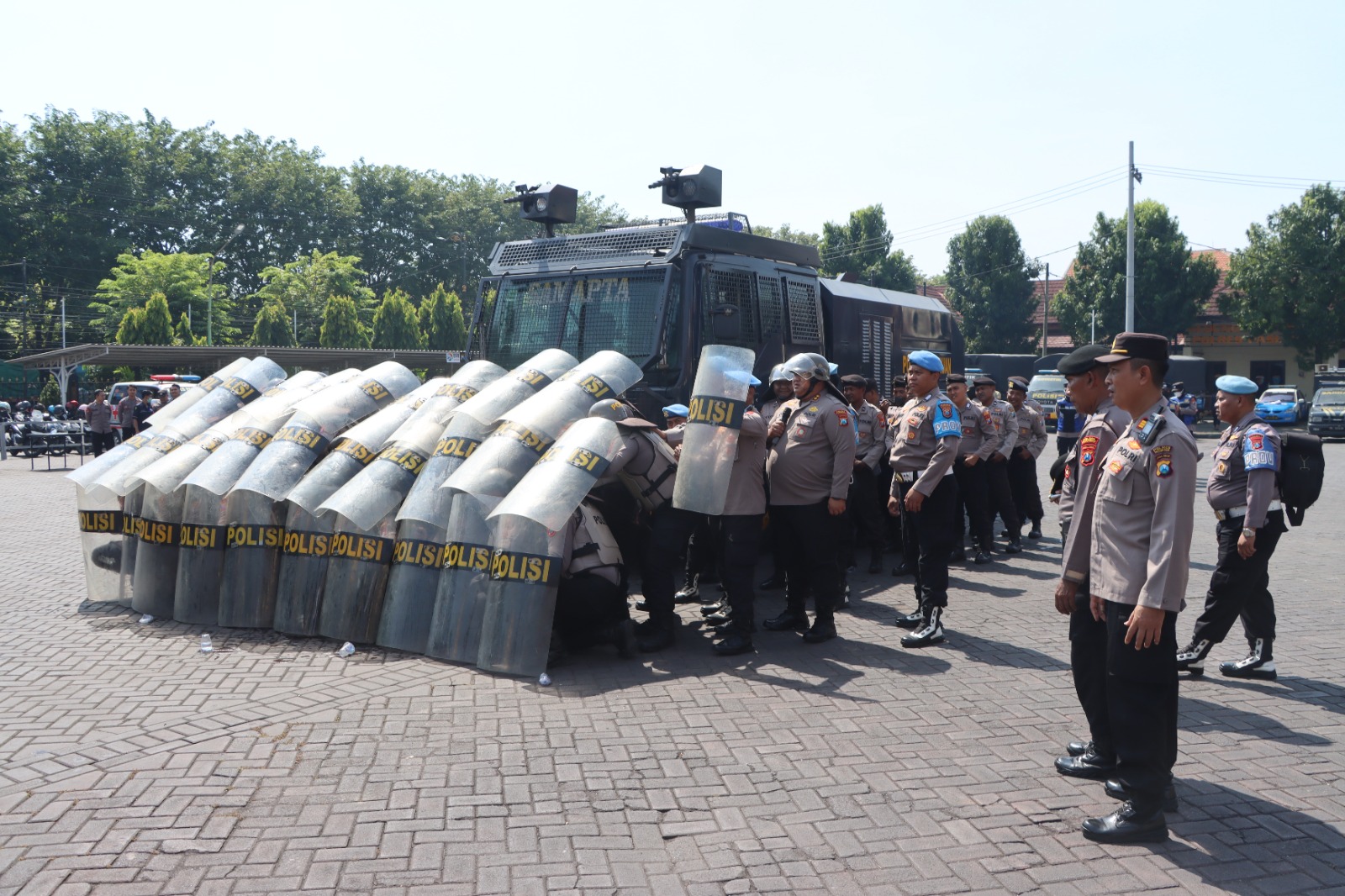 Hadapi May Day 2025, Polres Pasuruan Gelar Gladi Pengamanan dengan 1.039 Personel