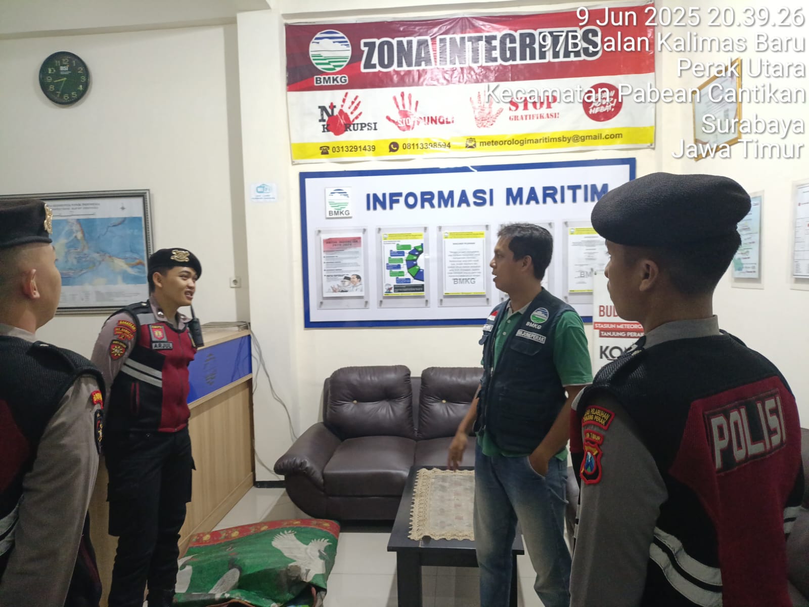 Waspadai Potensi Banjir Rob, Polres Pelabuhan Tanjungperak dan BMKG Kolaborasi Pantau Pesisir Surabayai