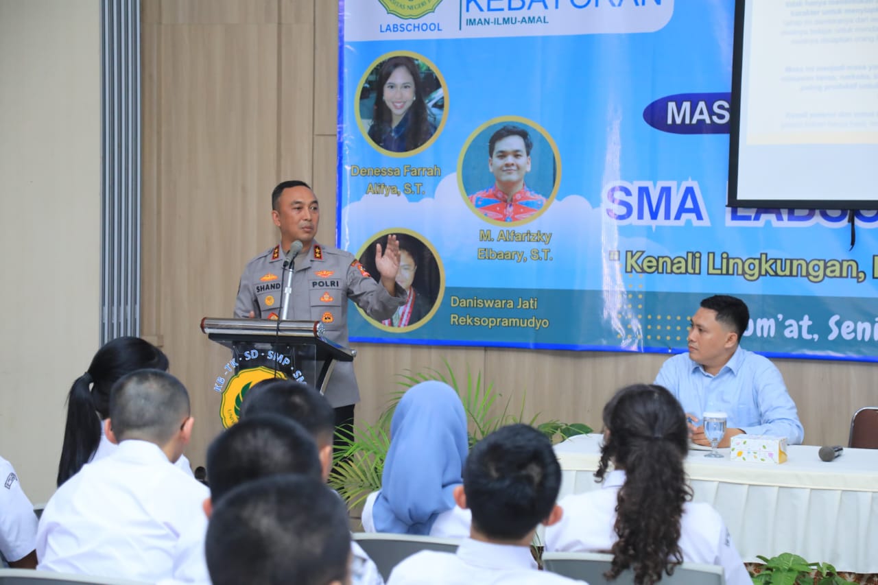 Kadivhumas ke Siswa Labschool: Harus Kerja Keras, Cerdas, Tuntas, dan Ikhlas