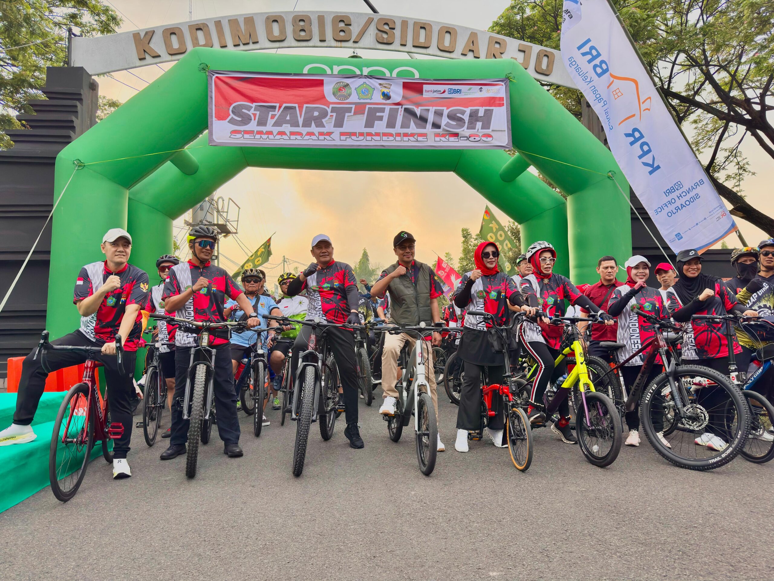 Kompak & Meriah Semarak Fun Bike 2025 Kodim 0816 Sidoarjo Rayakan HUT RI ke-80