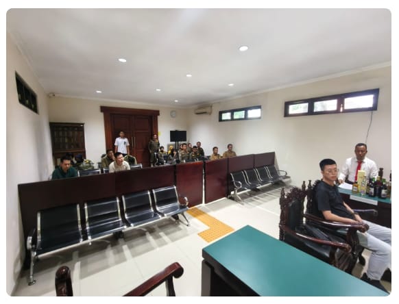 Penjual 1.830 Botol Miras Divonis 6 Bulan Percobaan di Sidang Tipiring PN Bangil