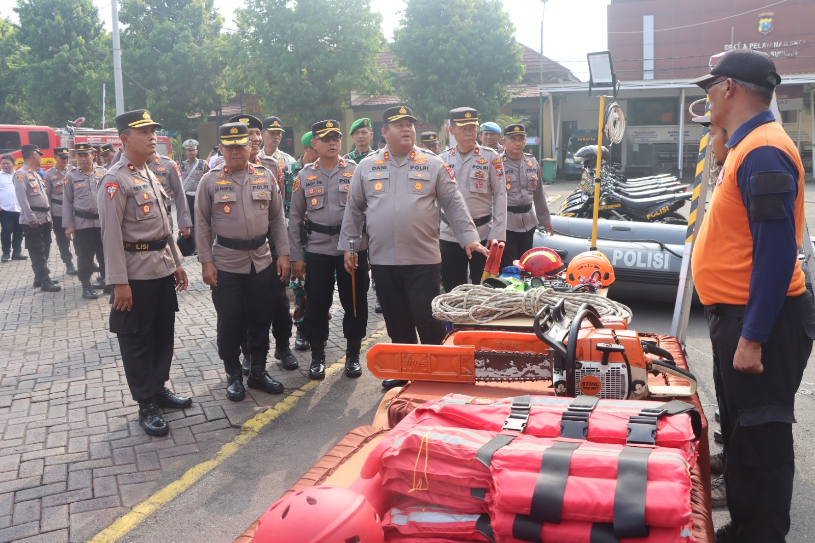 Kapolres Pasuruan Pimpin Apel Kesiapan Tanggap Darurat Bencana 2025