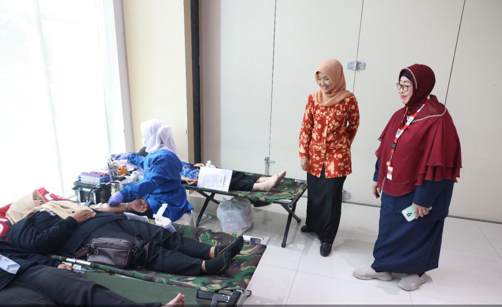 Pemkab Pasuruan Ikuti Donor Darah HUT Dharma Wanita Persatuan ke 26
