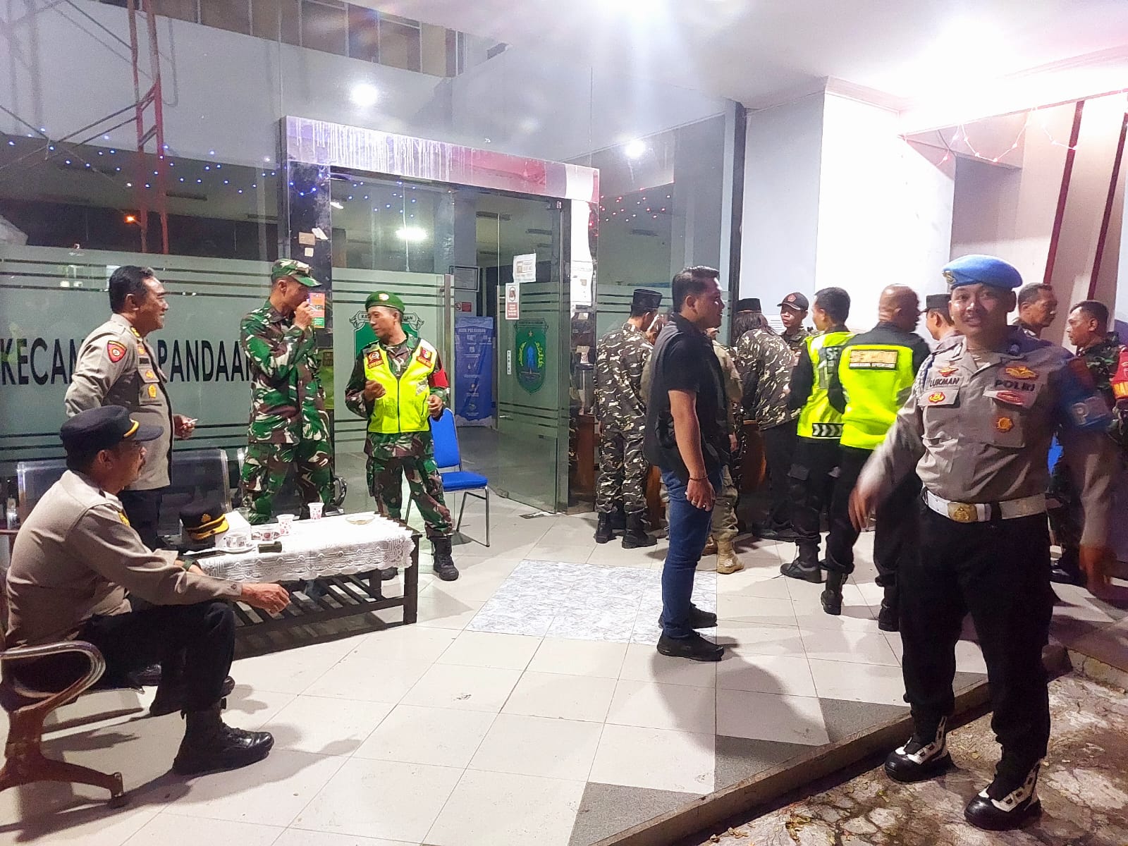 Polres Pasuruan Gelar Patroli Skala Besar Cegah Gangguan Kamtibmas Malam Akhir Pekan
