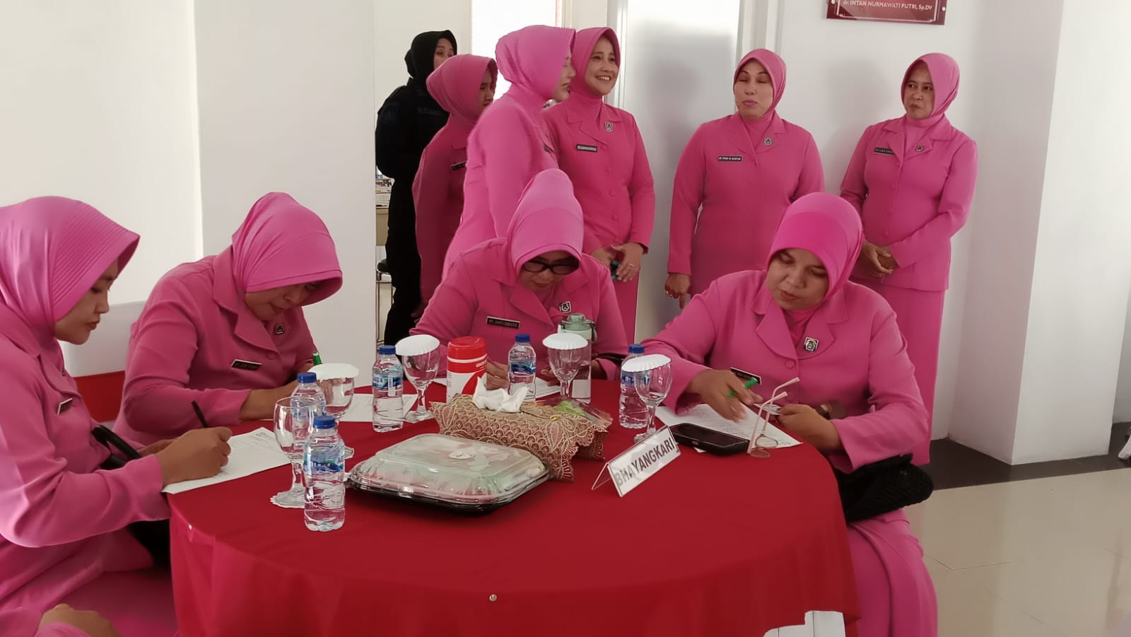 RS BHAYANGKARA TK III PUSDIK BRIMOB Watukosek Gelar Pemeriksaan “PAP SMEAR” Secara GRATIS dalam Rangka HUT Ke – 80 Koprs Brimob Polri