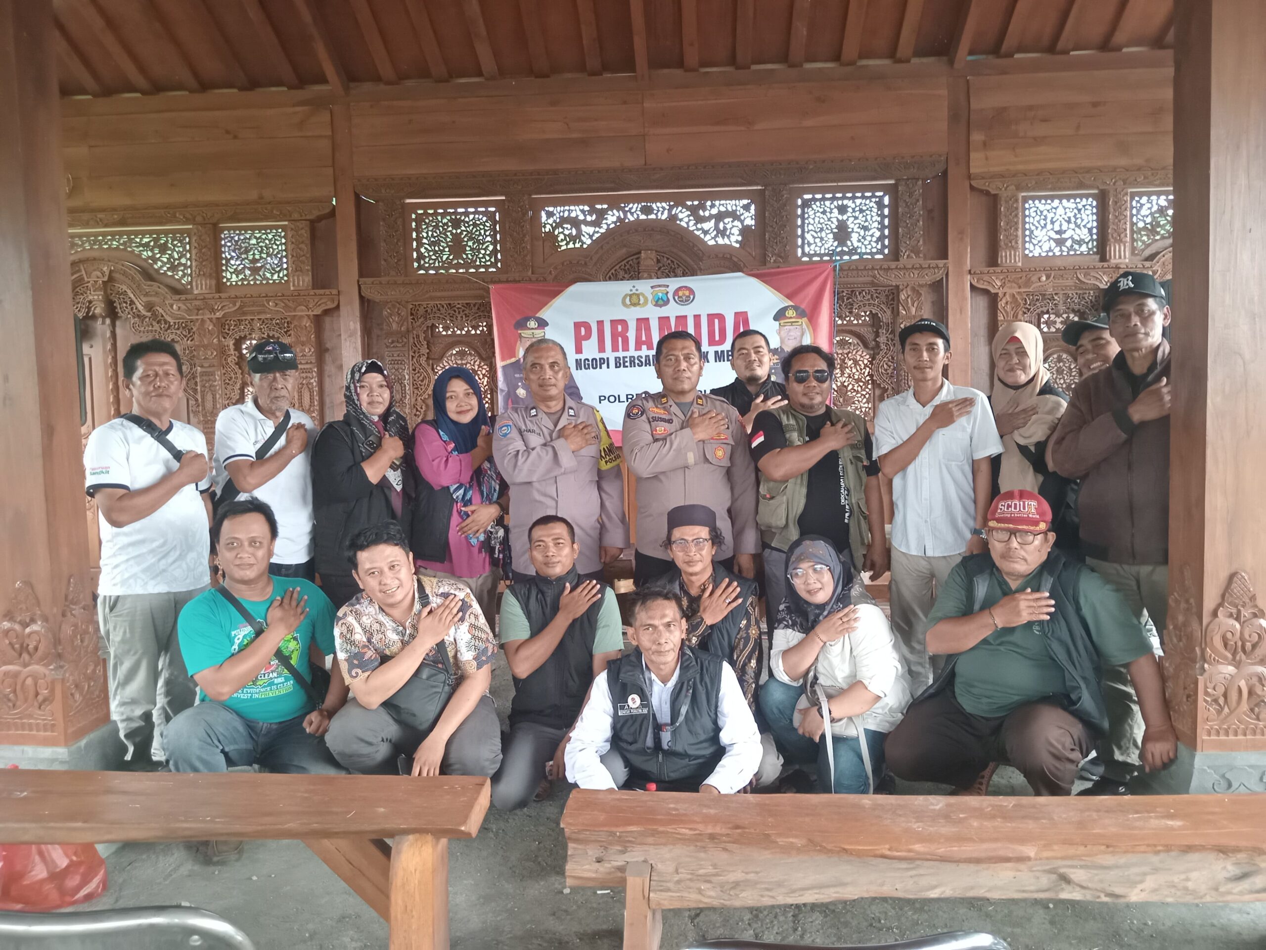 Tasyakuran HUT Humas ke-74, Polres Pasuruan Gelar “Ngopi Bareng Awak Media”