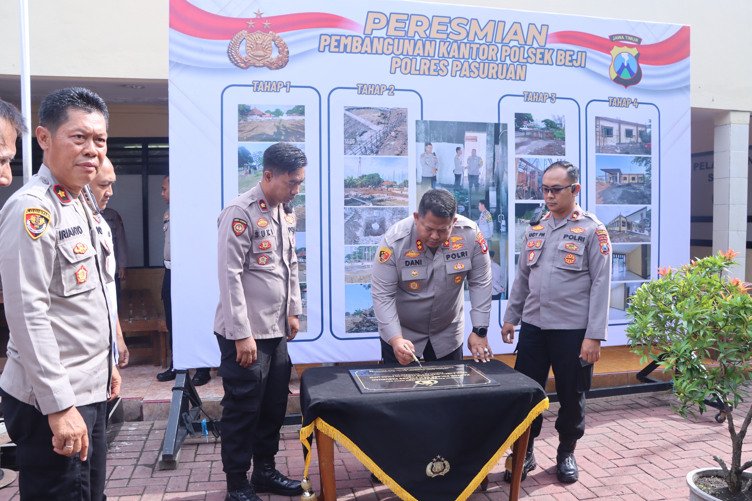 Resmikan Kantor Polsek Gempol dan Aula Bhayangkari, Kapolres: Polsek Penting Dalam Pelayanan Masyarakat